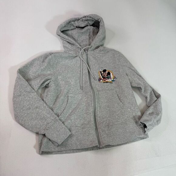 Disney Sweatshirt Womens Small Gray 2025 Play in the Parks Disney World Teacups - Picture 2 of 9